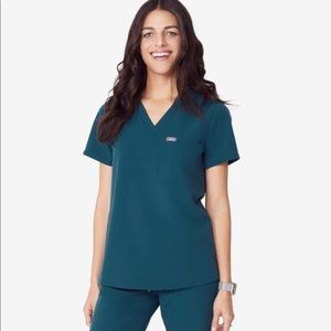 Figs Caribbean blue scrub top